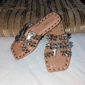 New in Box Cape Robbin sandals. Size 6
